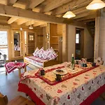 Aparthotel Les Adrets