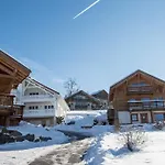 Aparthotel Les Adrets