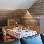 Les Adrets Aparthotel