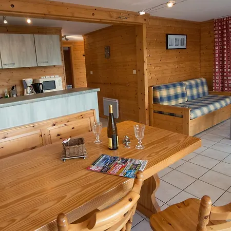 Lägenhetshotell Les Adrets 4*