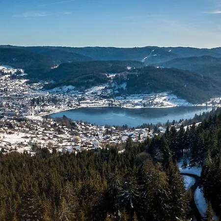 Les Adrets Apartahotel 4*