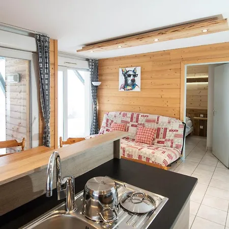 Les Adrets Apartahotel 4*