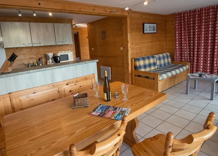 Aparthotel Les Adrets 4*