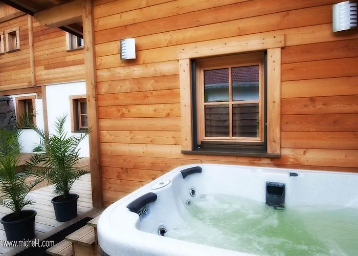 Aparthotel Les Adrets 4*